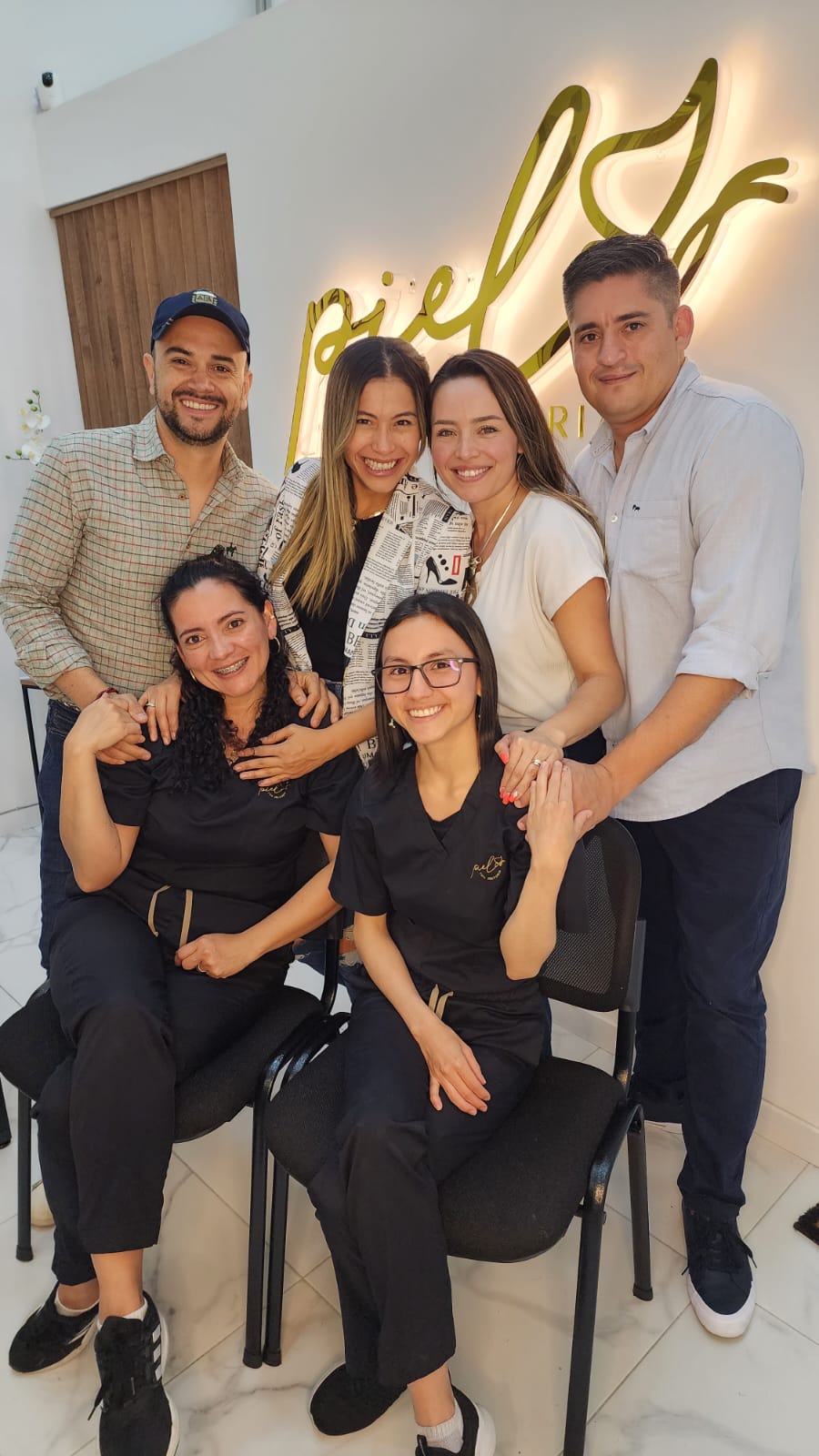 Equipo Piel con Historia 3